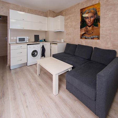 Savana Place & Parking Sofia Extérieur photo